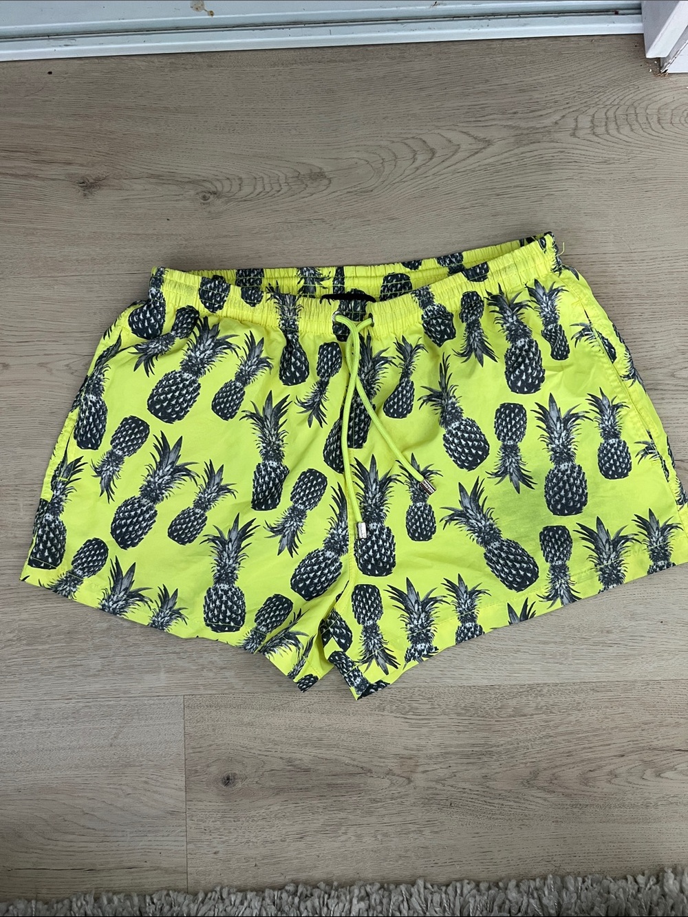 Zara Neon Yellow Pineapple Print Men’s Athletic Shorts